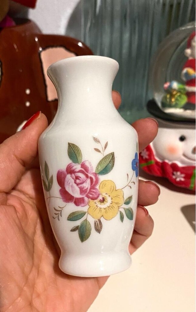 Vintage El Yapımı Mini Porselen Vazo - 13