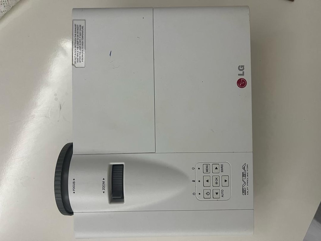 LG BE320 SD PROJEKSİYON - 2