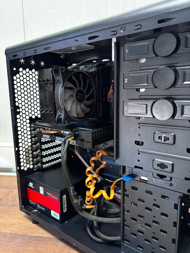 i5-11400F | MSI GTX 1660 SUPER | 16GB Ballistix | 768GB SSD | Kutulu - 6