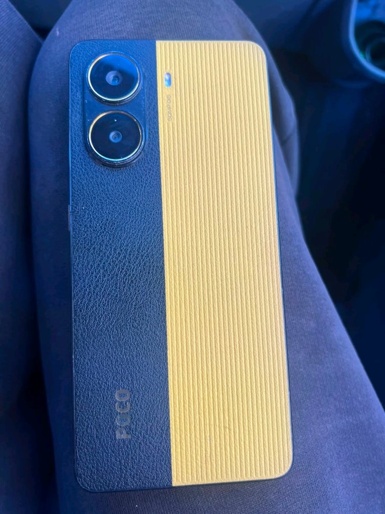 poco X7 pro server kayıtlı - 2