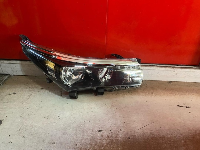 TOYOTA COROLLA 2013-2016 LEDLİ SAĞ FAR SIFIR TAİWAN A KALİTE - 4