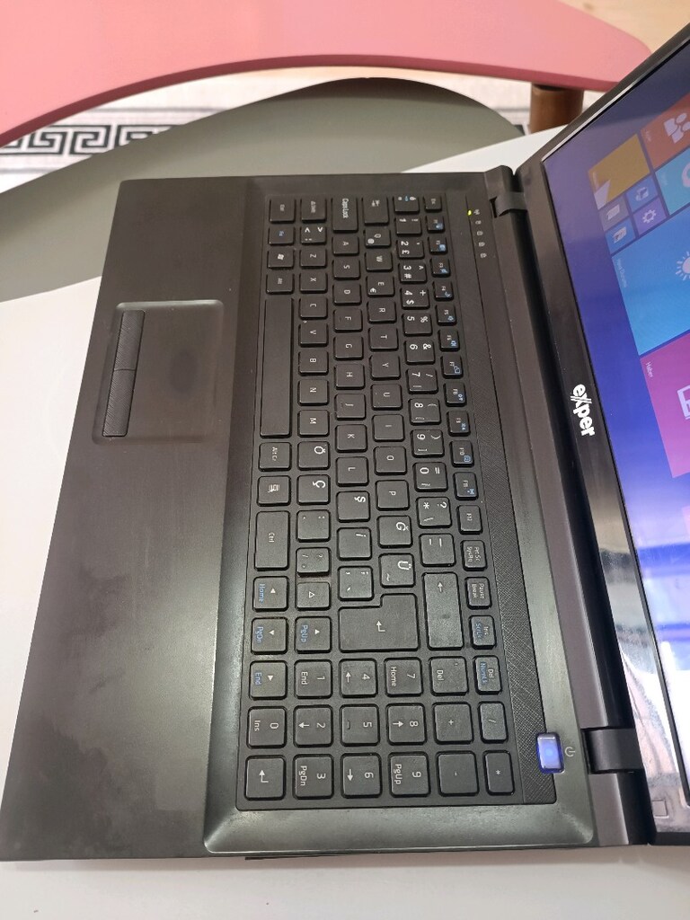 Laptop İNTEL - 120gb SSD - 15.6 İnç - 8