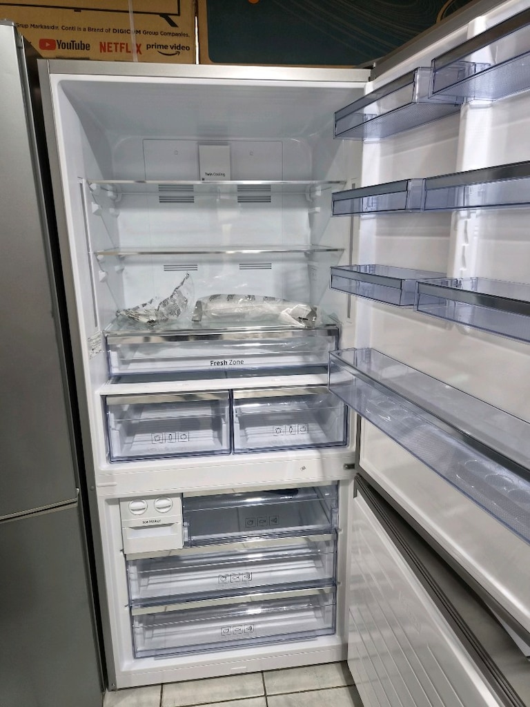 SAMSUNG İNOX İNVERTİR NOFROST BUZDOLABI 580 LİTRE - 2