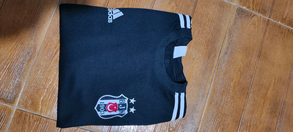 #Adidas Beşiktaş sweat Eni çekilnce 50 Boyu 59 Kol 56. - 5