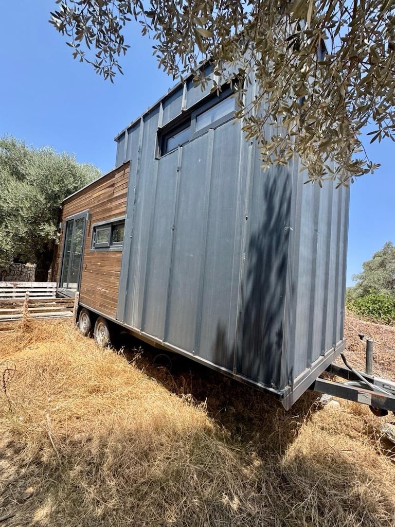 Tiny House - 2