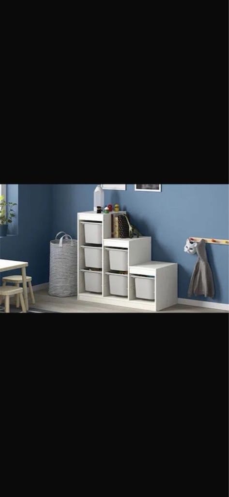 , IKEA Masa, 2 Sandalye ve Oyuncak Dolabı - 3
