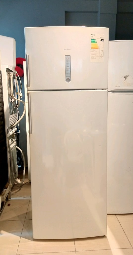 Siemens 378 Litre No Frost Buzdolabı temiz sağlam - 11
