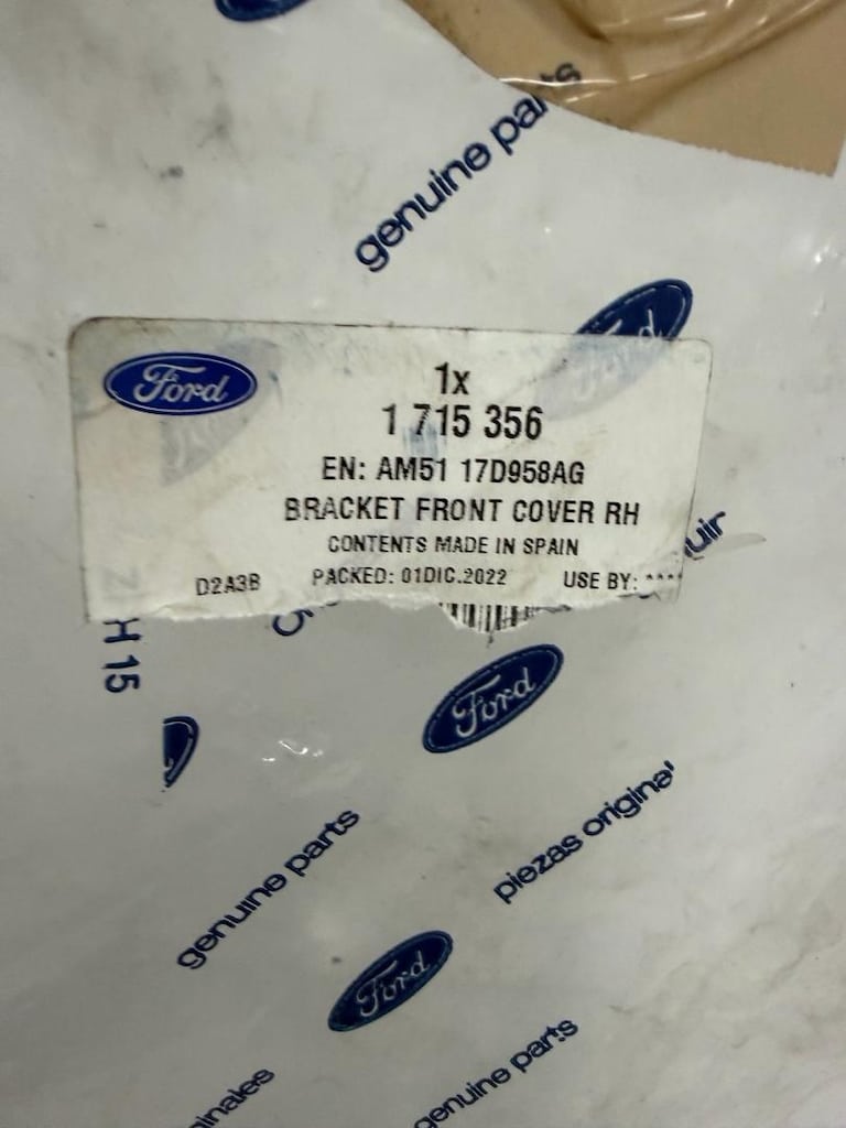 Ford c max sağ ön tampon braketi sıfır orjinal AM5117D958AG - 4