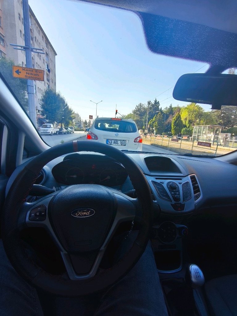 Ford Fiesta 165 binde Tramersiz Tek Çamurluk Degisen - 9