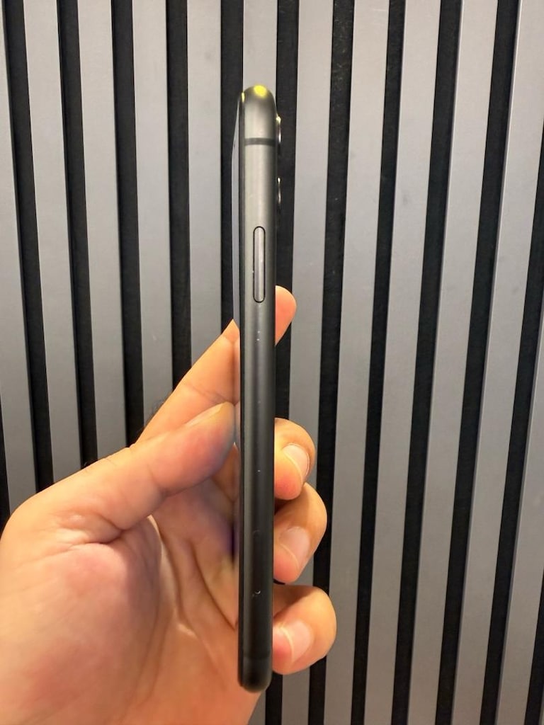 İphone 11 Siyah 64GB - 3