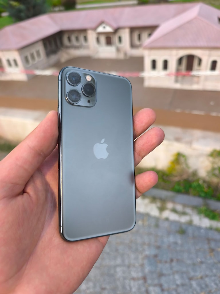İPHONE 11 PRO 64 GB TR - 3
