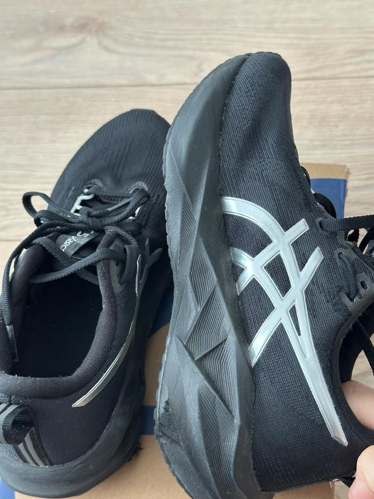 Asics Novablast 5 platinum - 13
