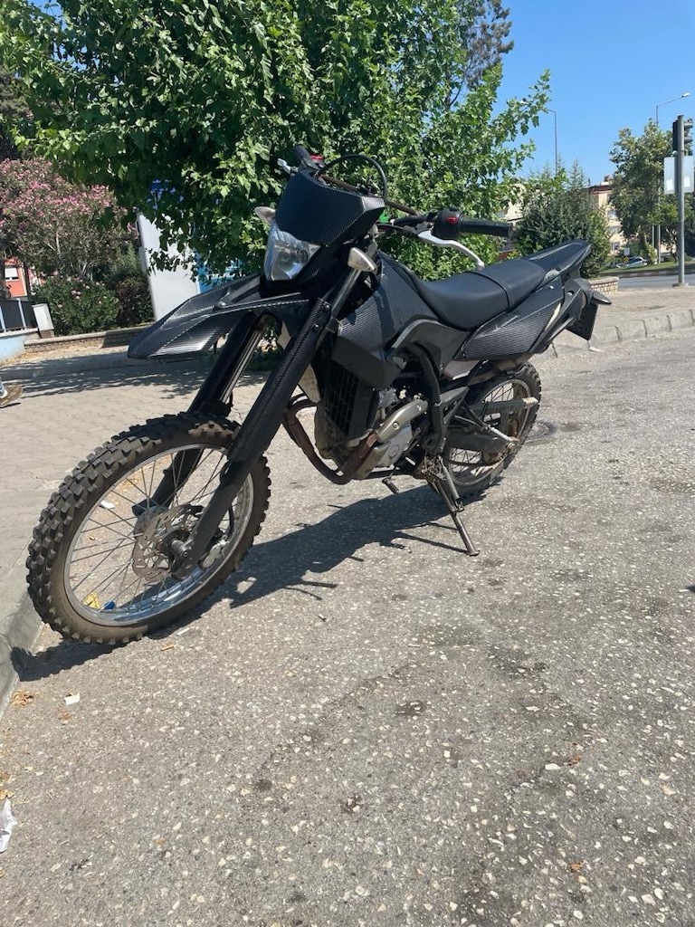 Yamaha cross - 2