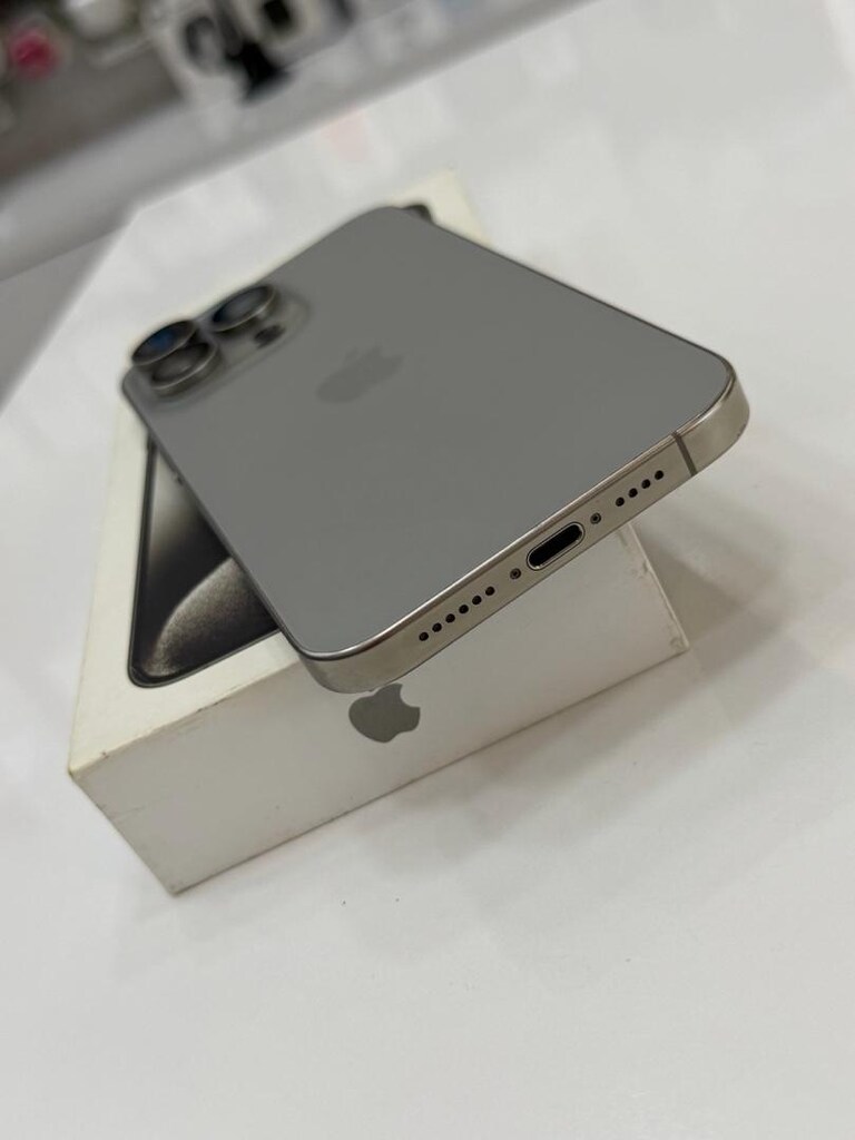İphone 15 Pro Max 1 Tb - 3