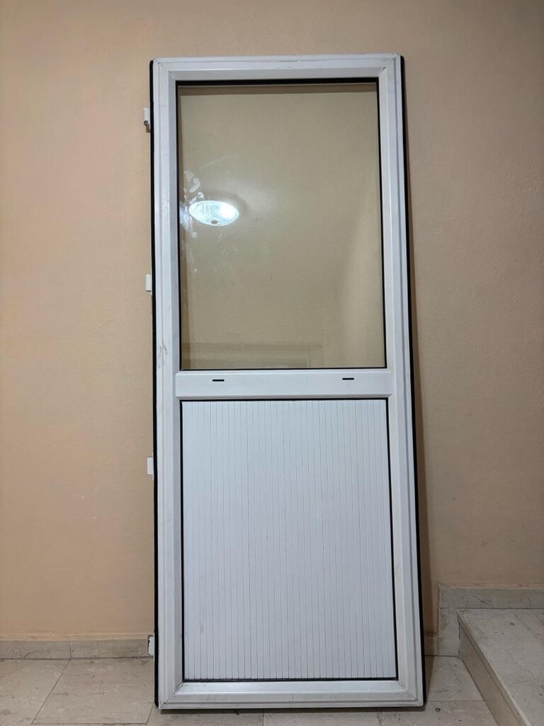 Plastik Kapı - 4
