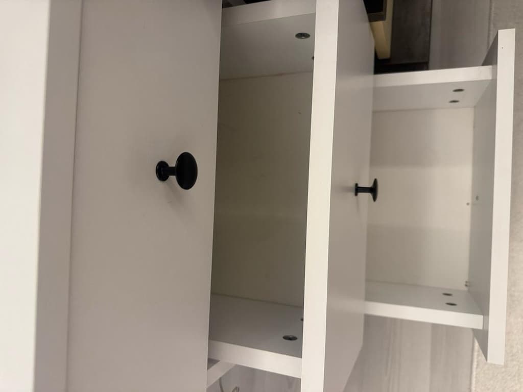 Beyaz Aynalı Makyaj Masası ve Çekmeceli Şifonyer – Tabureli - 7