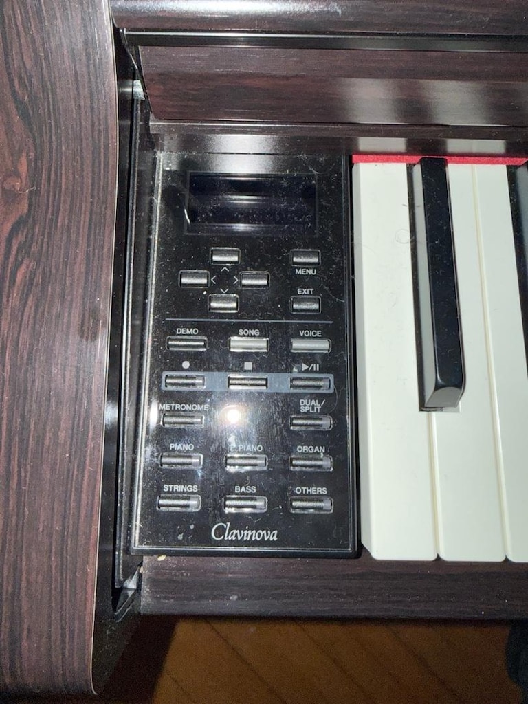 Yamaha Clavinova CLP-535 - 4