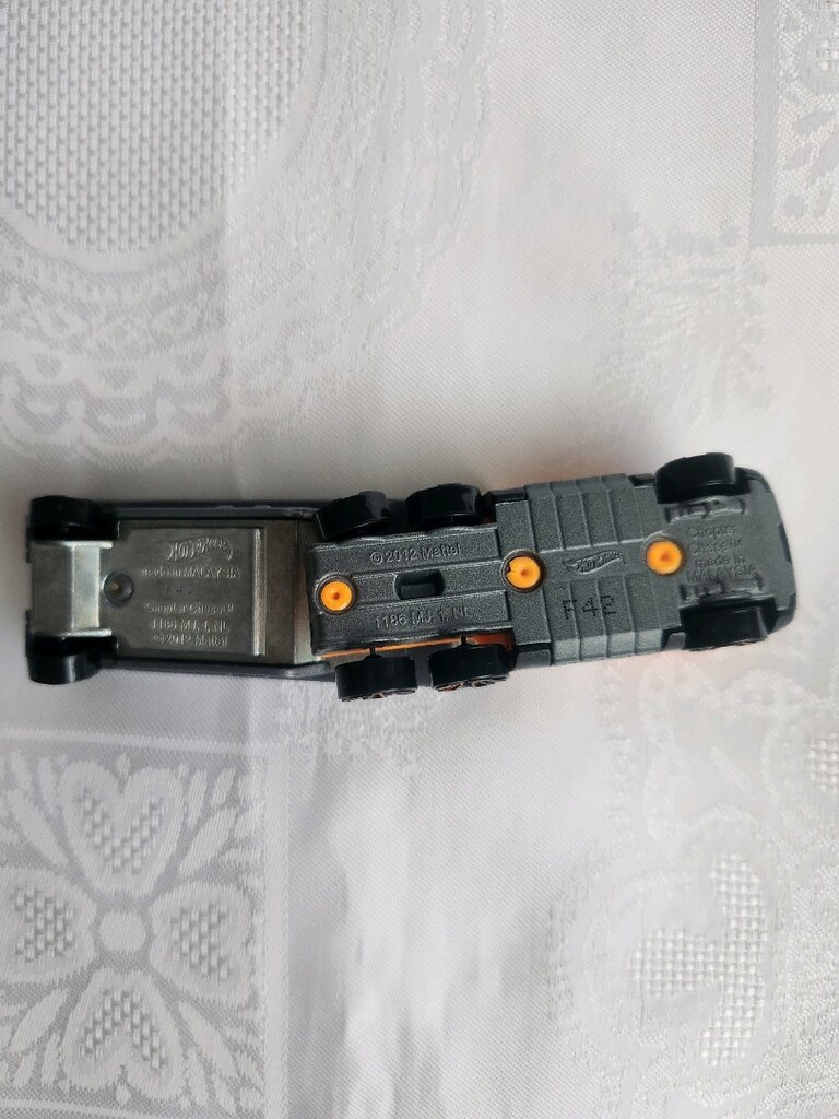 hotwheels trackın trucks chopter chase kamyon takibi taşıyıcı tır 2012 - 12