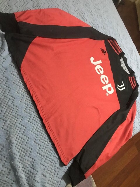 tsörtt jeep adidas