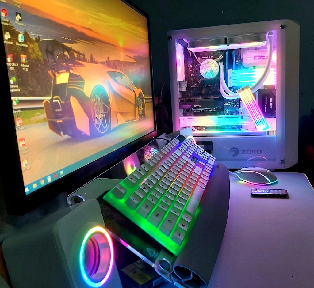 İ7 3770K 4.4GHZ MSI RX 5600XT OC 6GB 1TB SSD+256gb ssd 32REM 650+80ps - 2