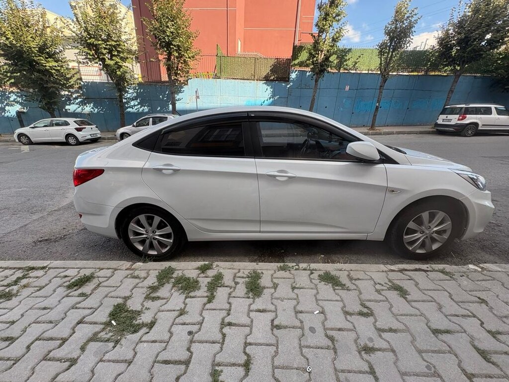 Bakımlı aile aracı arayanlara muayenesi yeni 25.09.2028 - 9