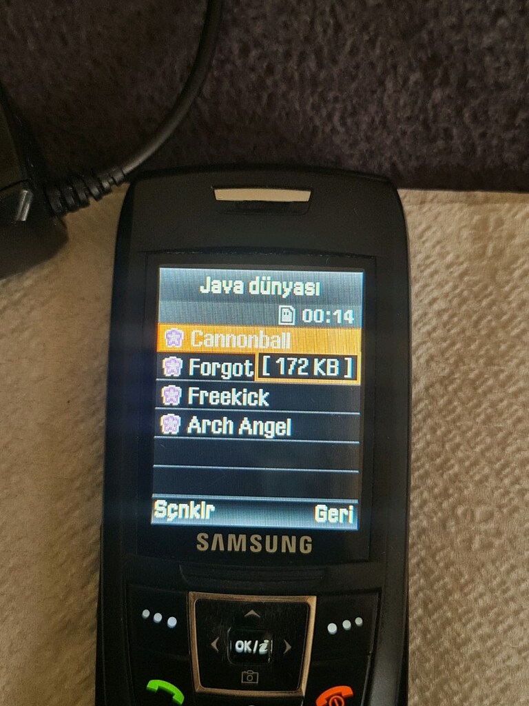 Samsung E250 - 12