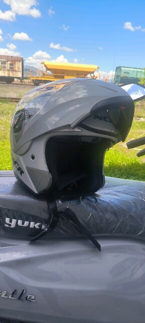 XL beden NCR kask az kullanılmış