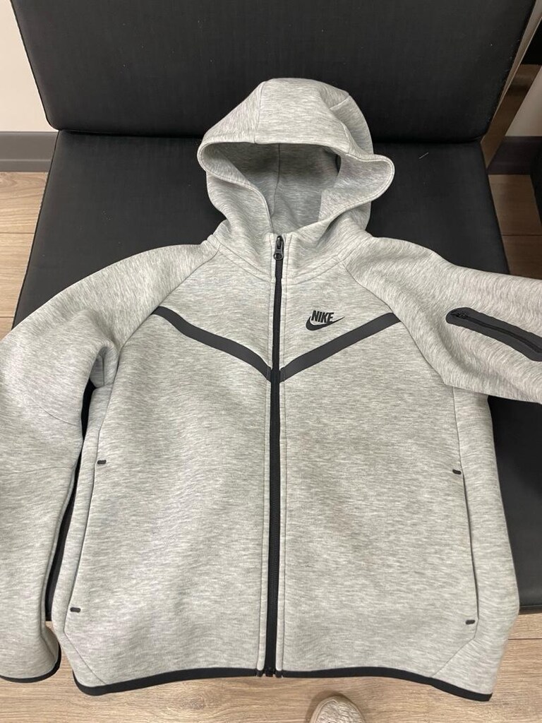 orjina faturalı Nike Sportswear Tech Fleece Çocuk Eşofman Üstü - 4