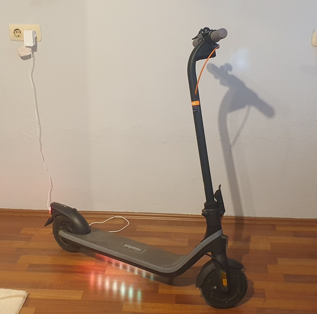 Segway Ninebot E2 Plus 500W Kickscooter Scooter Elektrikliscooter - 5