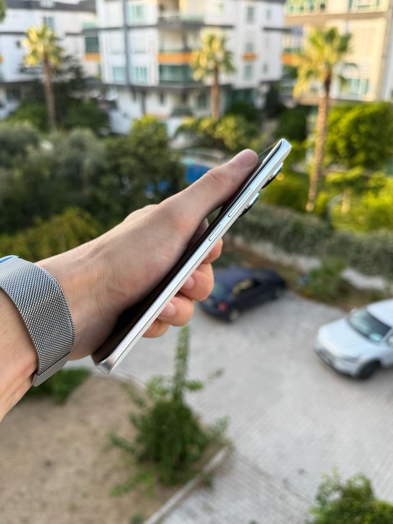 Redmi Note 13 Pro Plus 512GB - 2