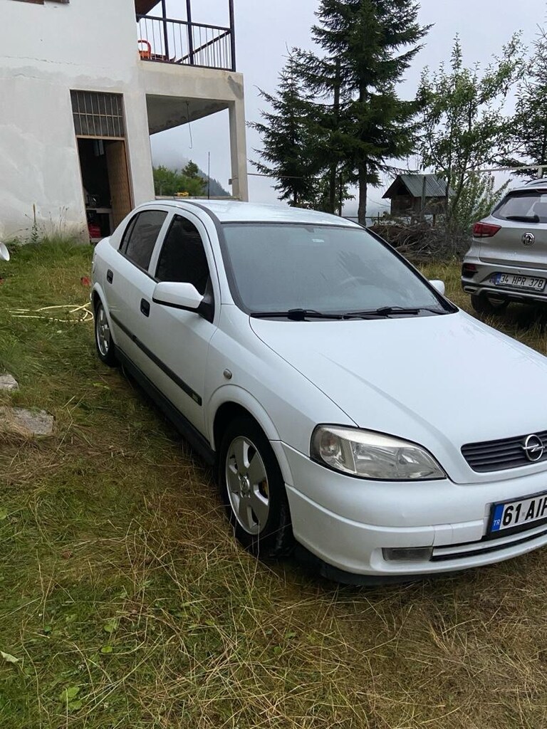 opel Astra 1,6 comfort - 9