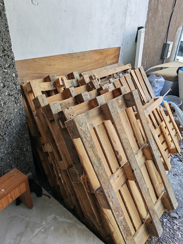 100 TL tane hepsi 500 TL Palet bahçe MOBİLYALARI için yer Buca - 4
