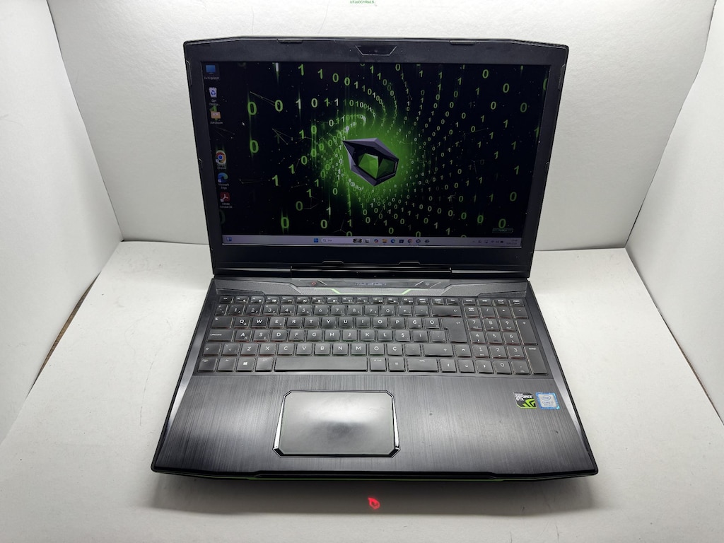 MONSTER ABRA i7 8. NESİL 12 GB RAM 512 NVME GTX 1050 - 2