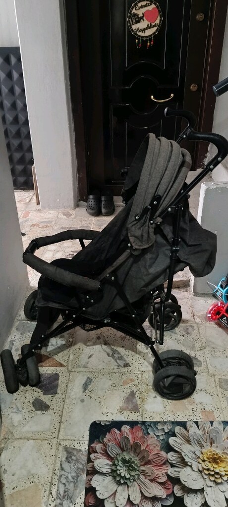 katlanır bebek arabası - 2