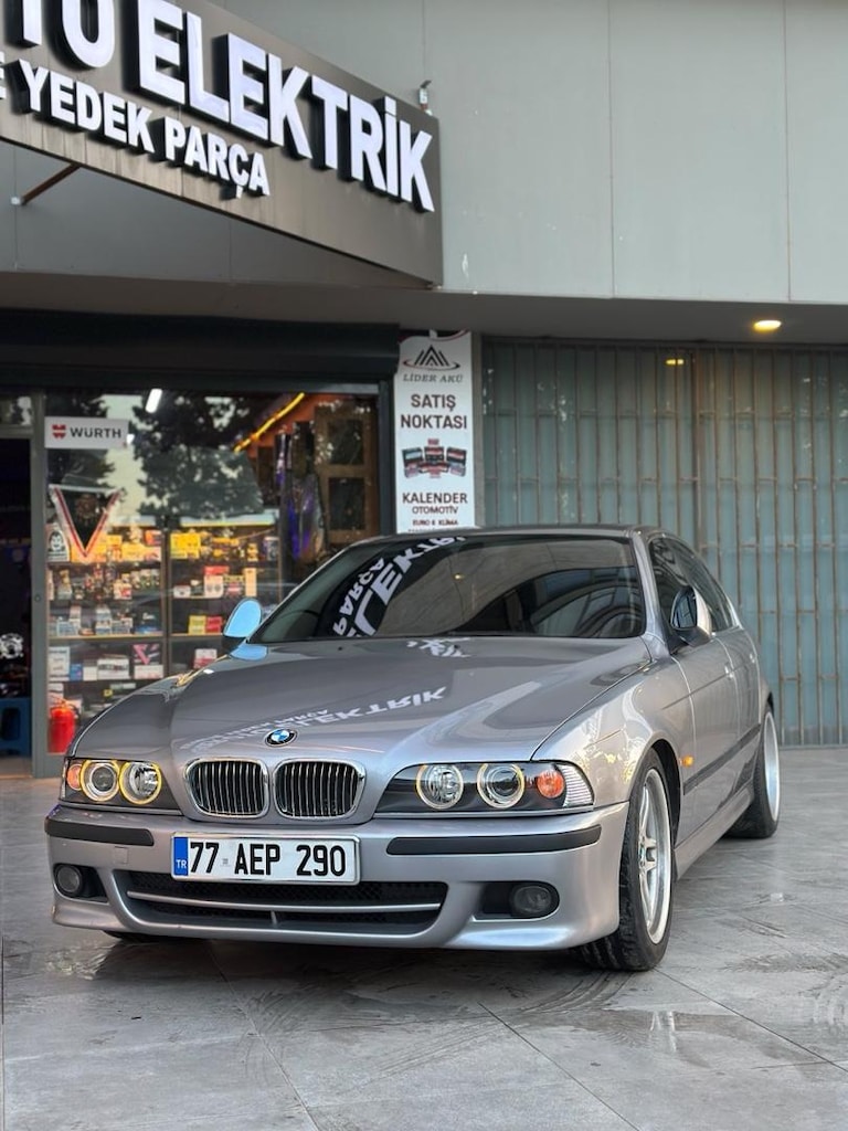 97’ BMW 528i - 2