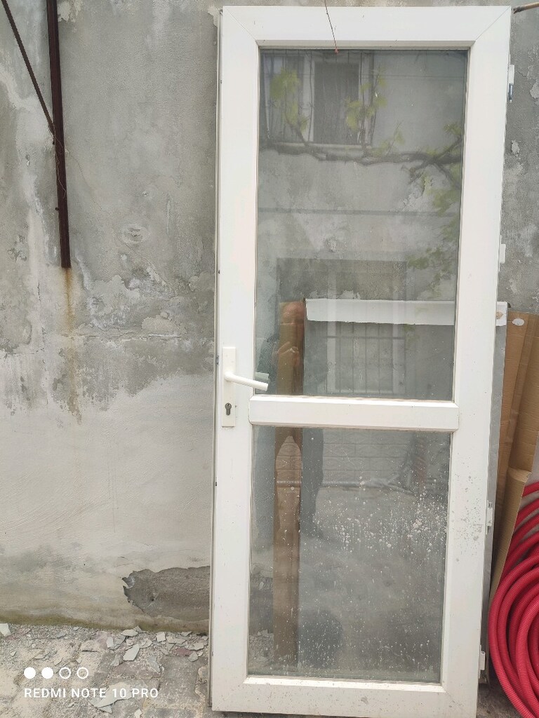 Pimapen kapı ve yanındaki küçük pencere - 3