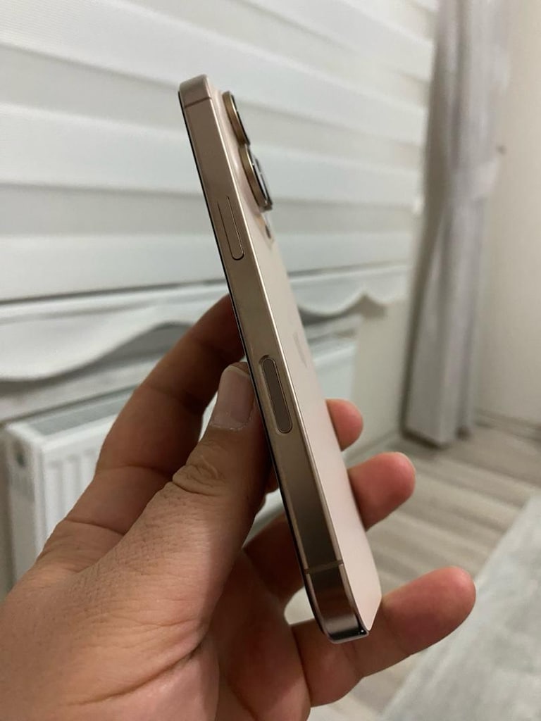 Akıllı Telefon 16 pro gold - 7