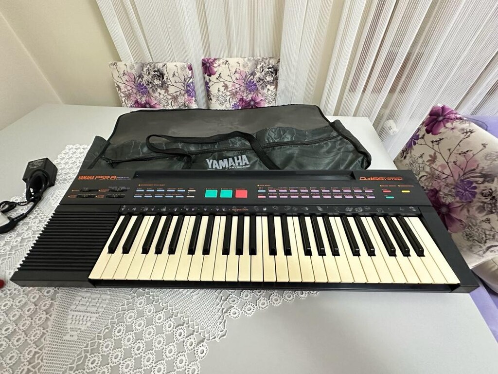 Yamaha Psr-8 org - 14