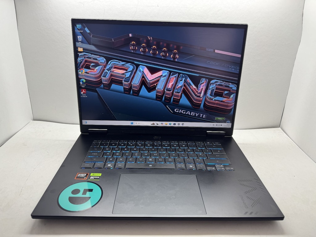 GİGABYTE RYZEN 7 260W İŞLEMCİ 32 GB RAM 1 TB NVME RTX 5050 - 3