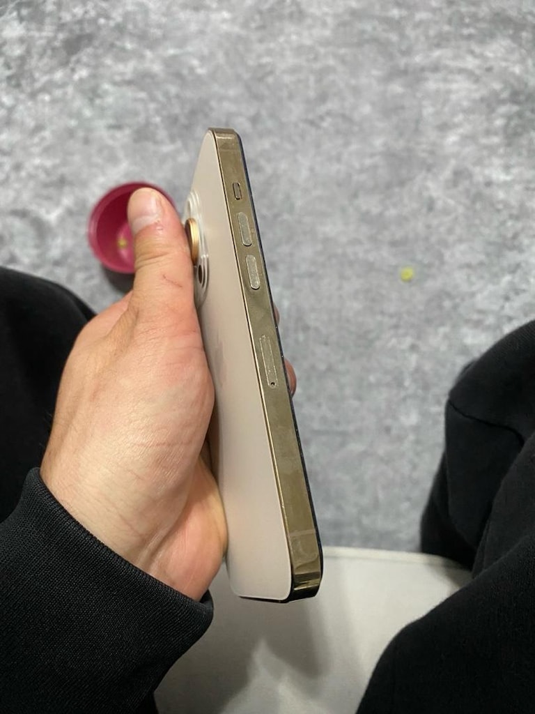 iPhone 14 pro - 4