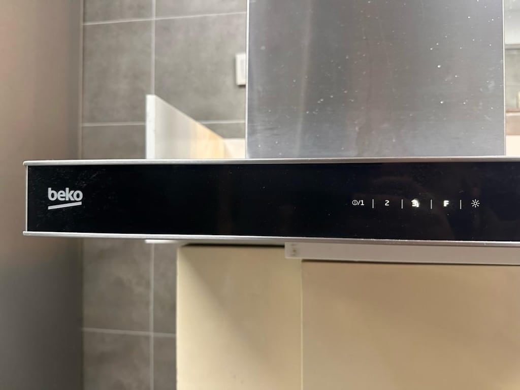 Beko Dokunmatik Cam Panelli Inox Davlumbaz - 2