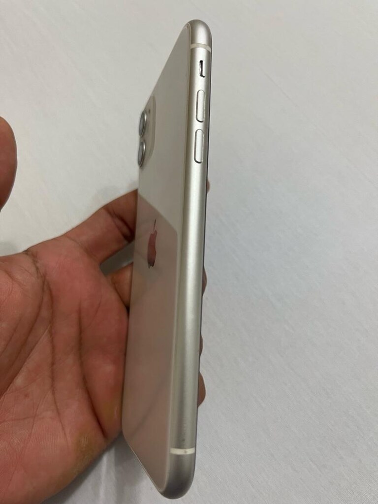 Apple 11 - 4
