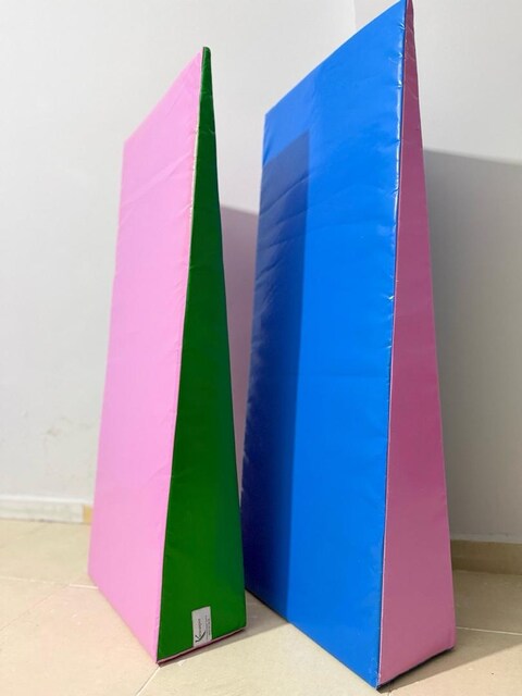 mini üçgen minder(120x50x20) 2 adet diğer küçük aletler