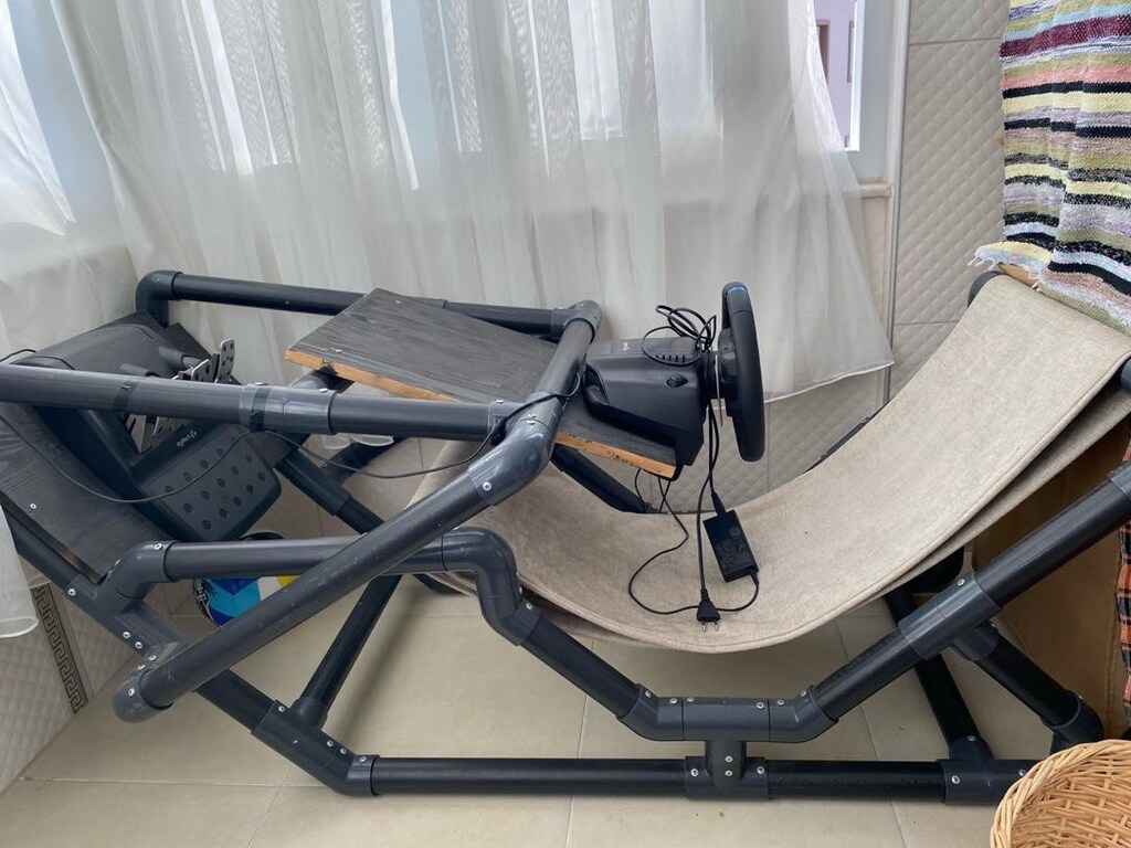 Az Kullanılmış Simülasyon ve Oyun Seti: PS5 + F1 Kokpit + Logitech G29 - 16