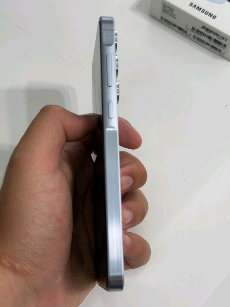 Samsung Galaxy A55 - 2