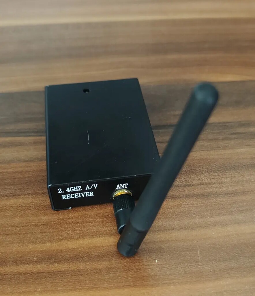 24 Mini-RX 2.4GHz 3Ch Wireless A/V Receiver - 5
