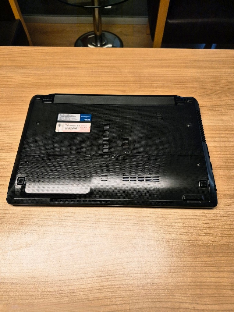 Laptop ASUS i5 İşlemci Çift Ekran Kartı 6GB Ram SSD Pili Yeni - 8