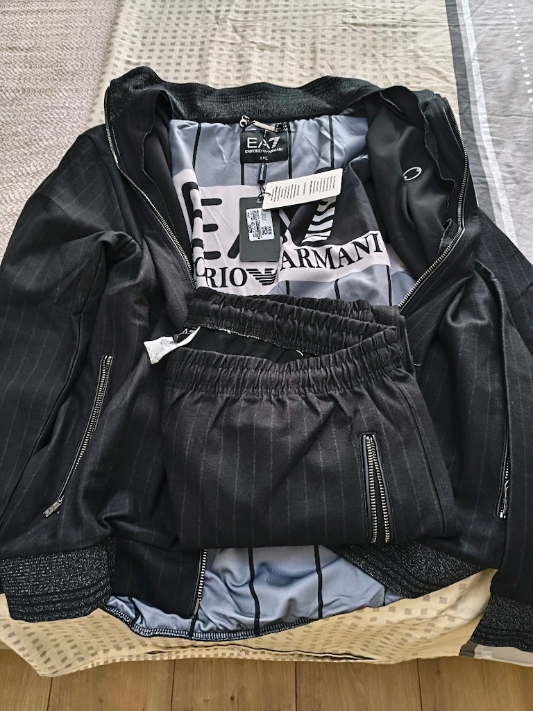 XXL ARMANI SİYAH ERKEK EŞOFMAN TAKIMI!
