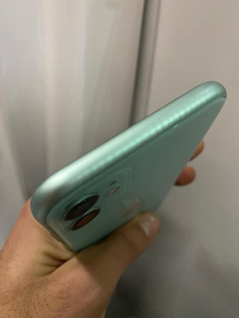YURTİÇİ 256GB TEMİZ İPHONE 11 DEĞİŞENSİZ - 2