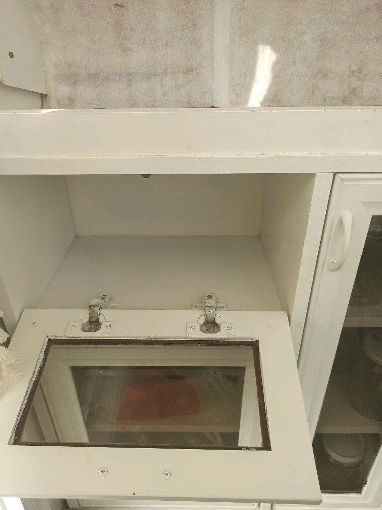 Ekmek Dolabı - 2